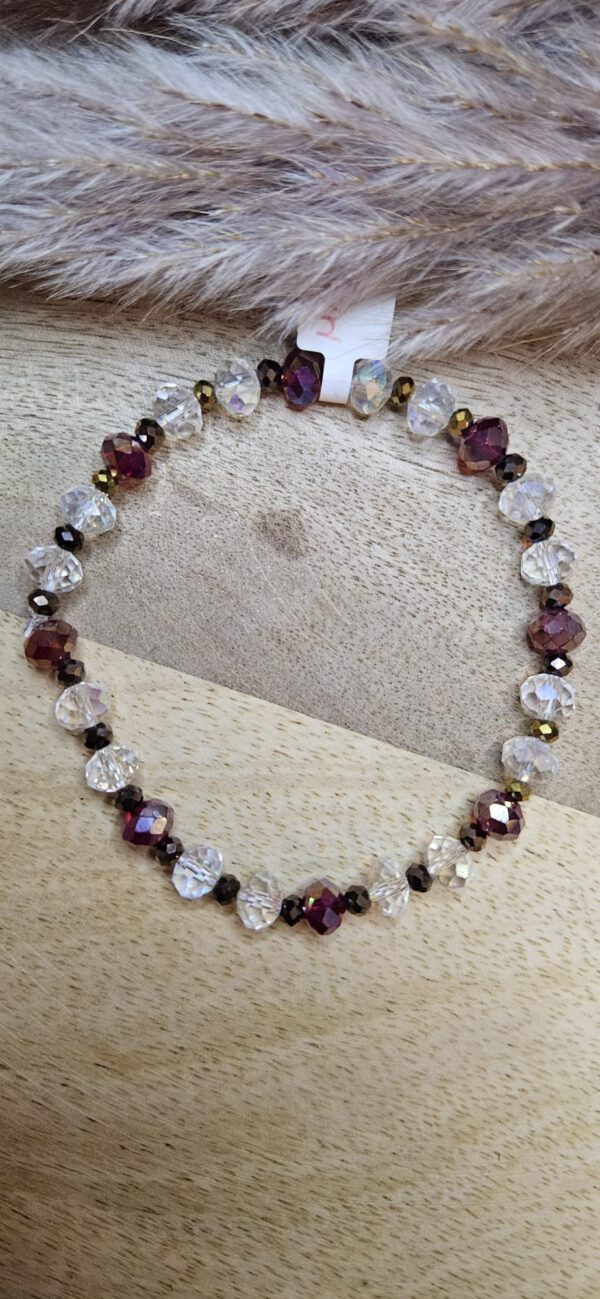 Armband mit Weiß/Roten Perlen – Bild 2