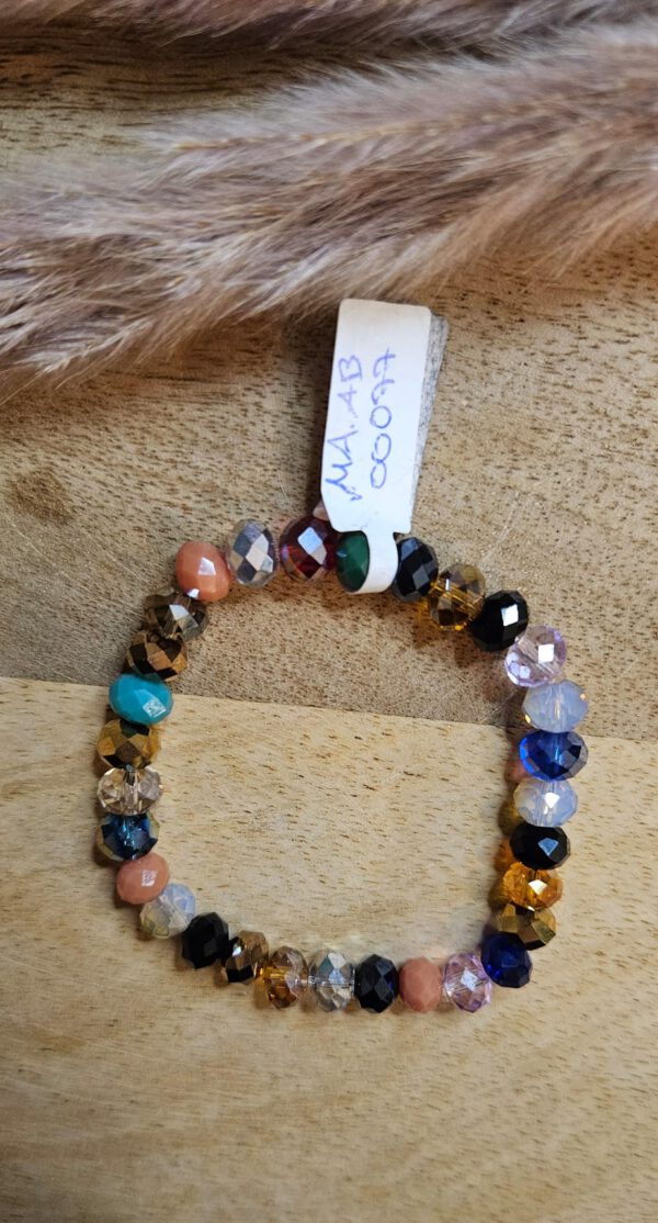 Armband mit Bund Facettierten Perlen – Bild 2