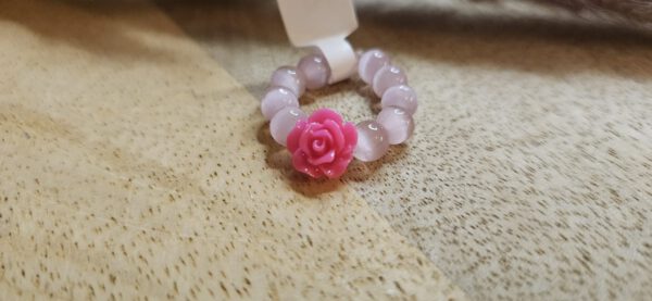 Ring aus Katzenaugen