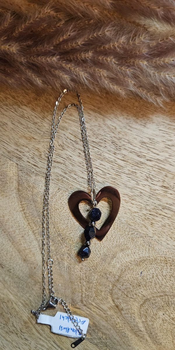 Kette mit Blaufluss