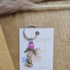 Schutzengel mit einem Anhänger pink