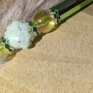 Weiße Rosenperle