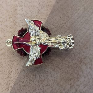 Spezialperle Kreuz in Rot