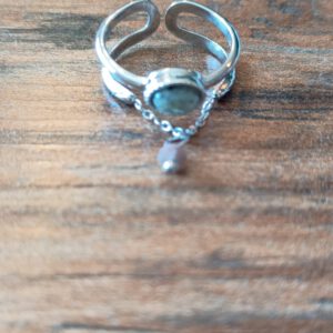 Ring in Silber mit Perlen